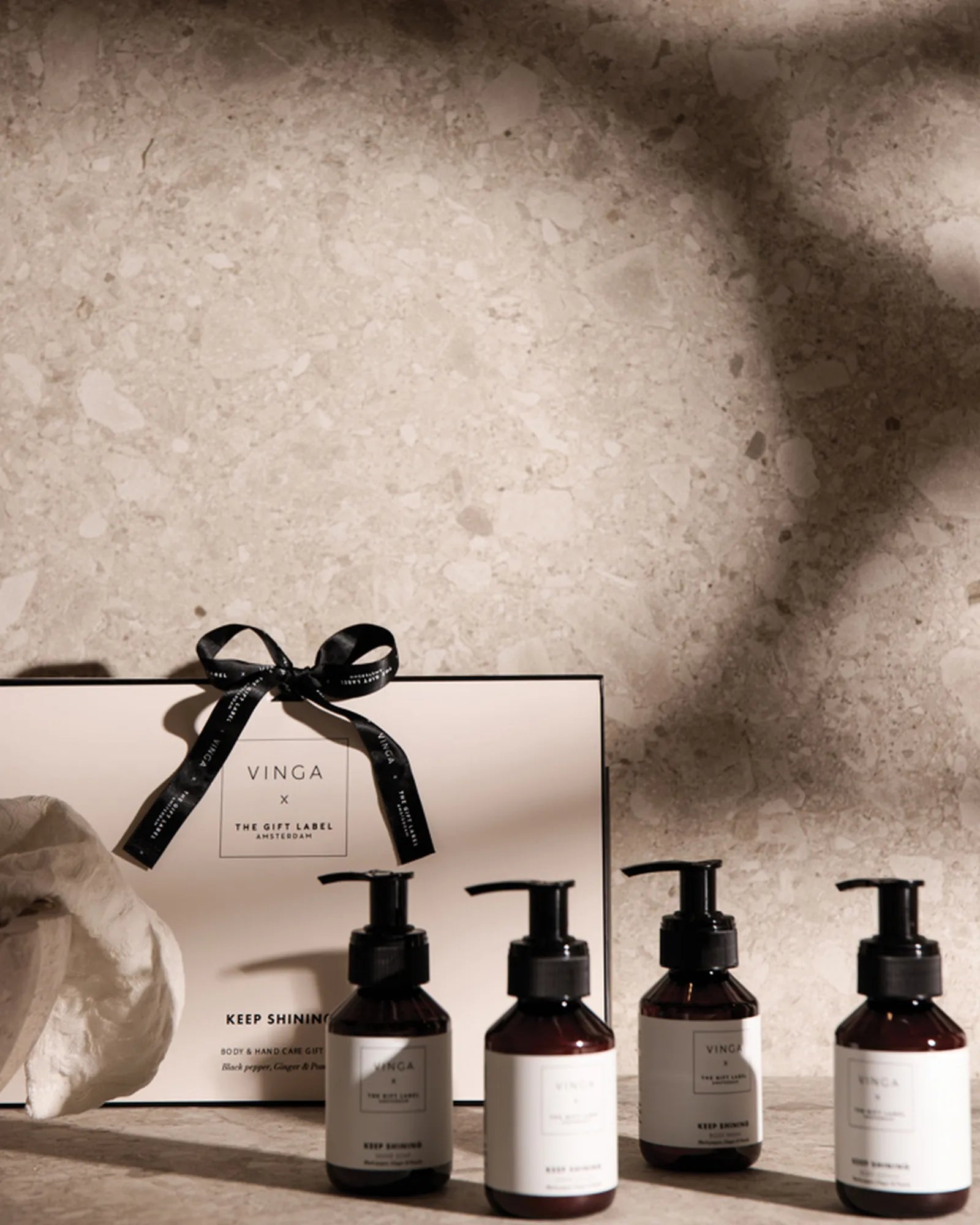 Coffret cadeau pour le corps et les mains Vinga à personnaliser - 2