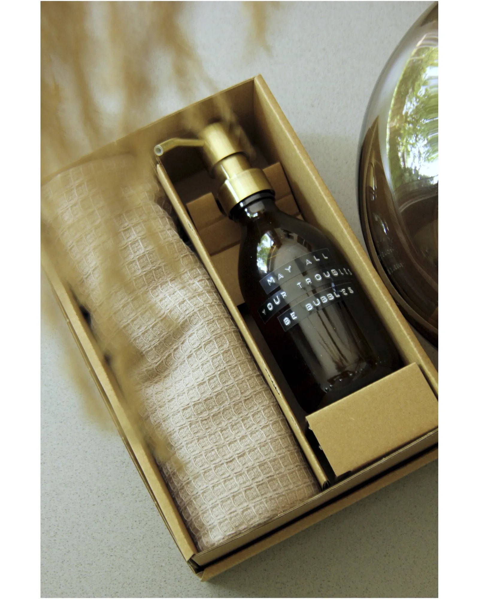 Coffret cadeau savon et serviette en coton organique à personnaliser - 2