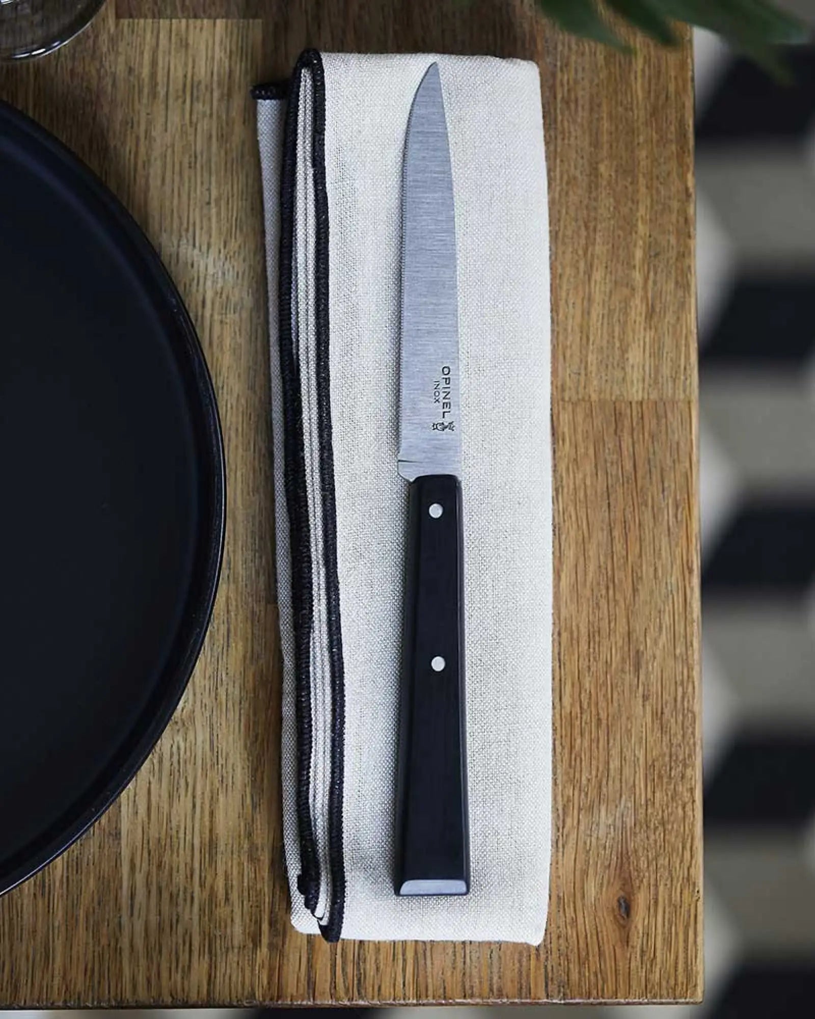 Couteau de table Opinel N°125 pro à personnaliser - 1