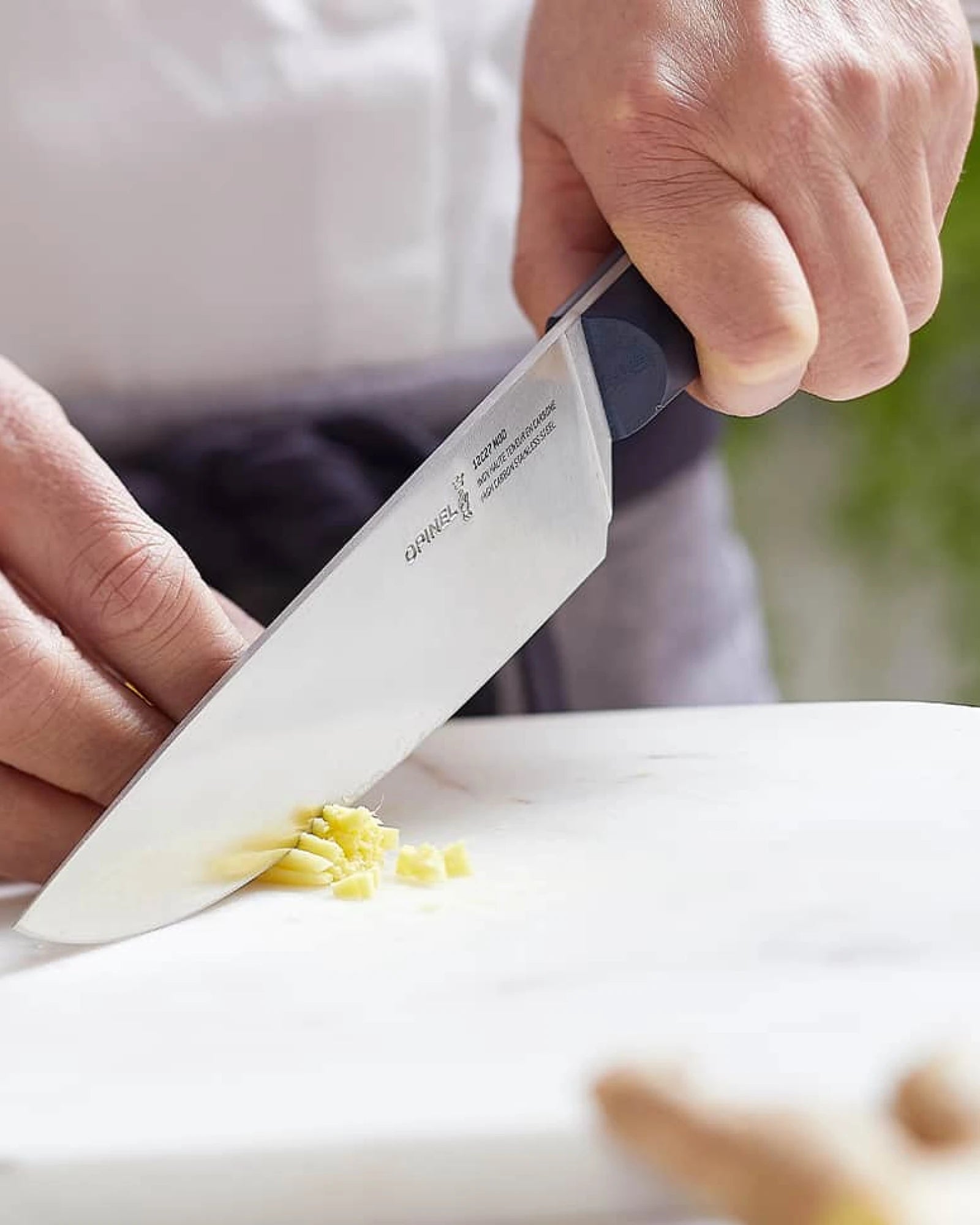 Couteau de cuisine acier inoxydable Opinel N°217 à personnaliser - 3