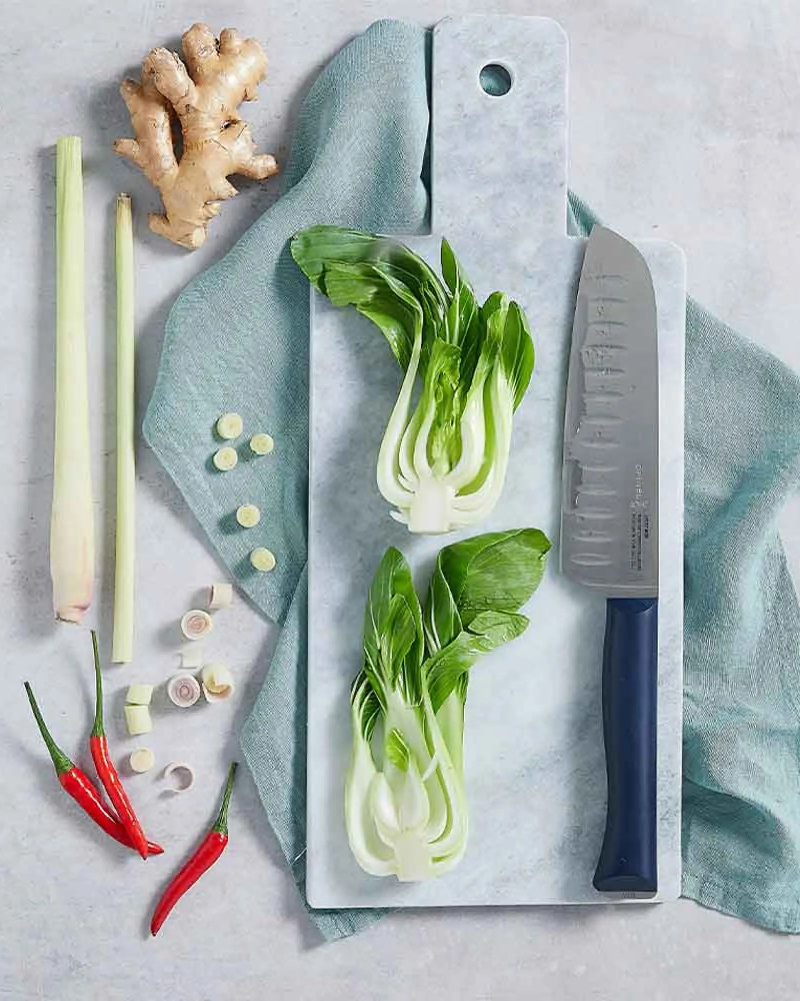 Couteau de cuisine inox Opinel N°219 Santoku à personnaliser - 3