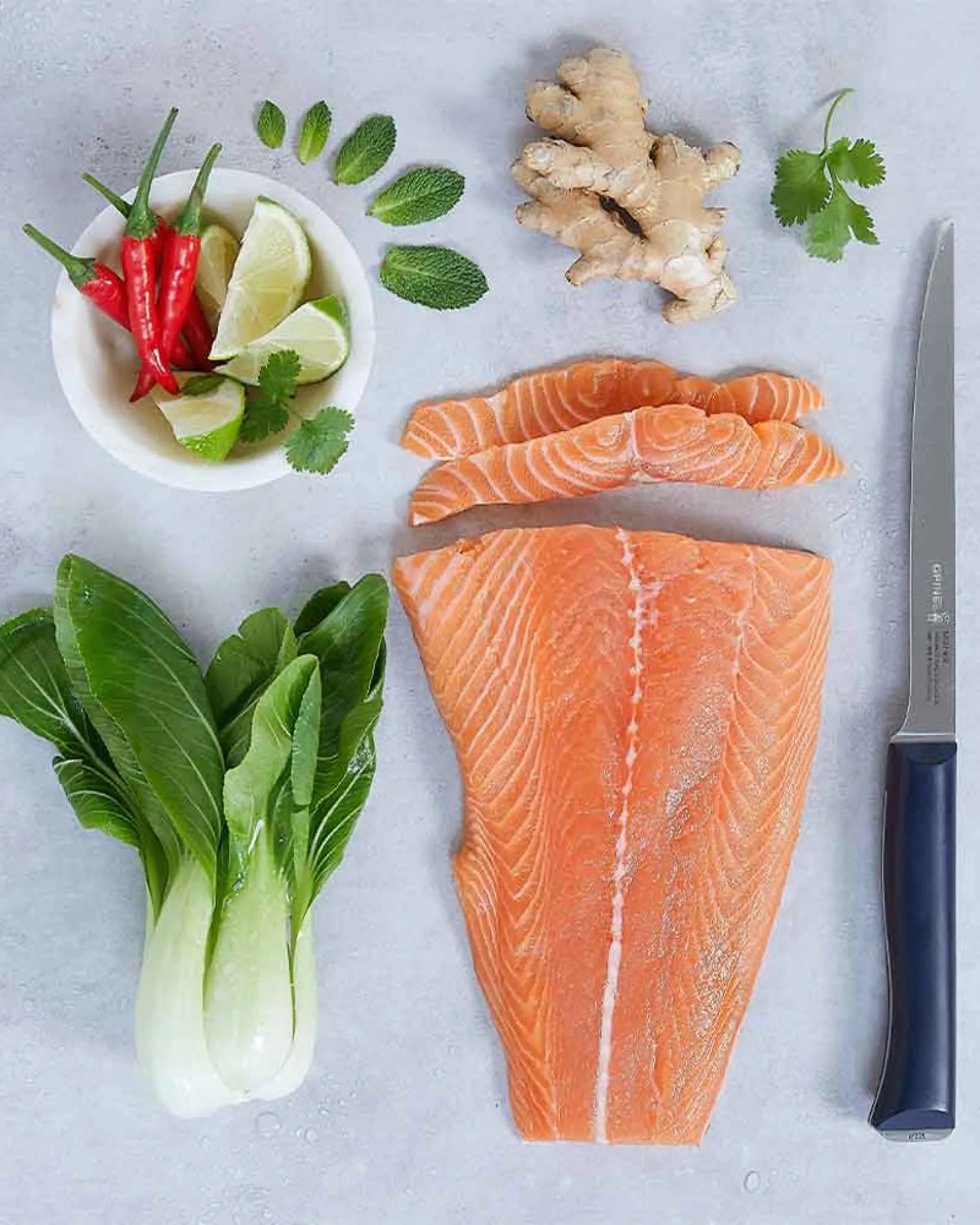 Couteau de cuisine inox Opinel N°221 Effilé 18 cm à personnaliser - 3