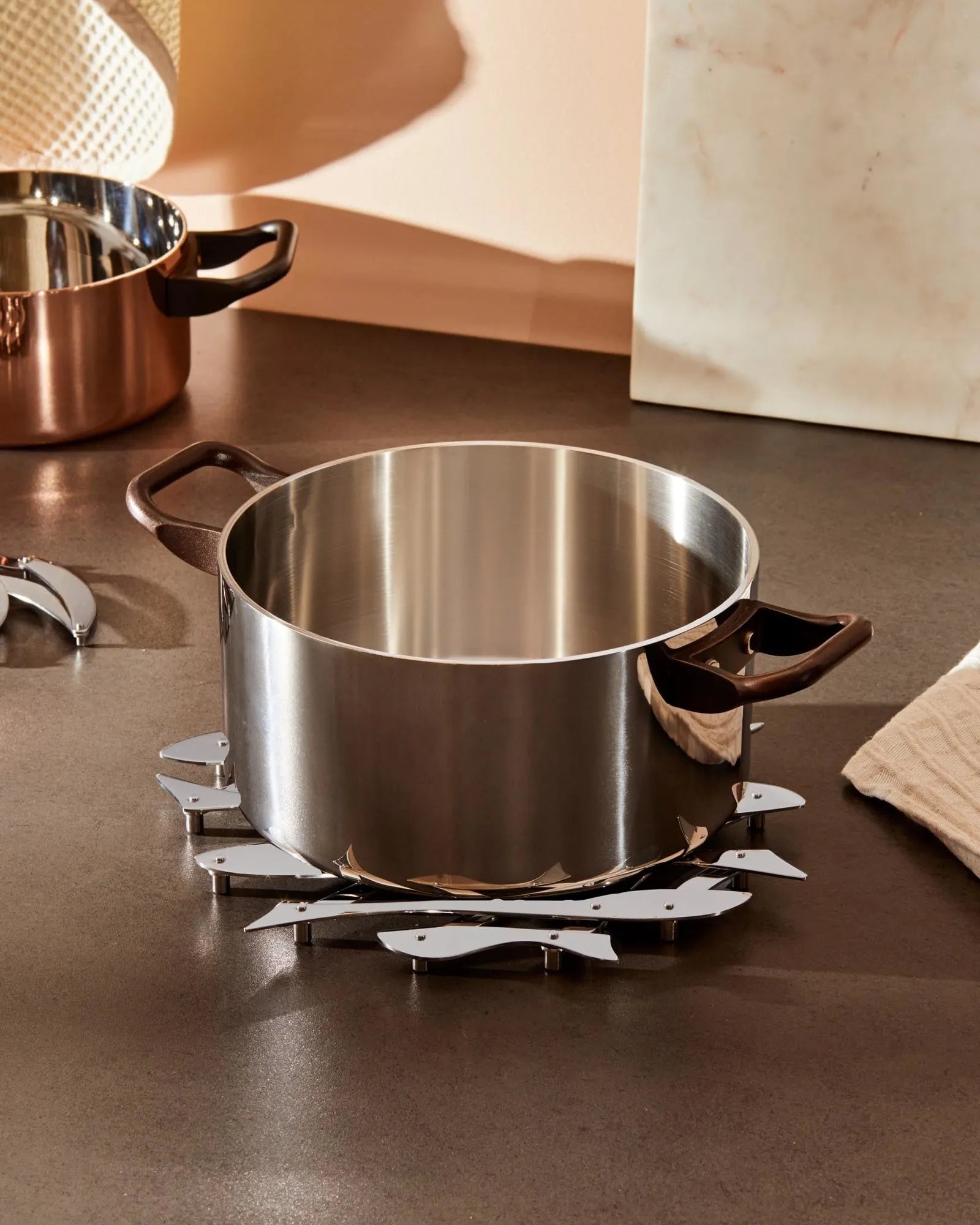 Dessous de plat inox Alessi Pescher 51 x 19 cm à personnaliser