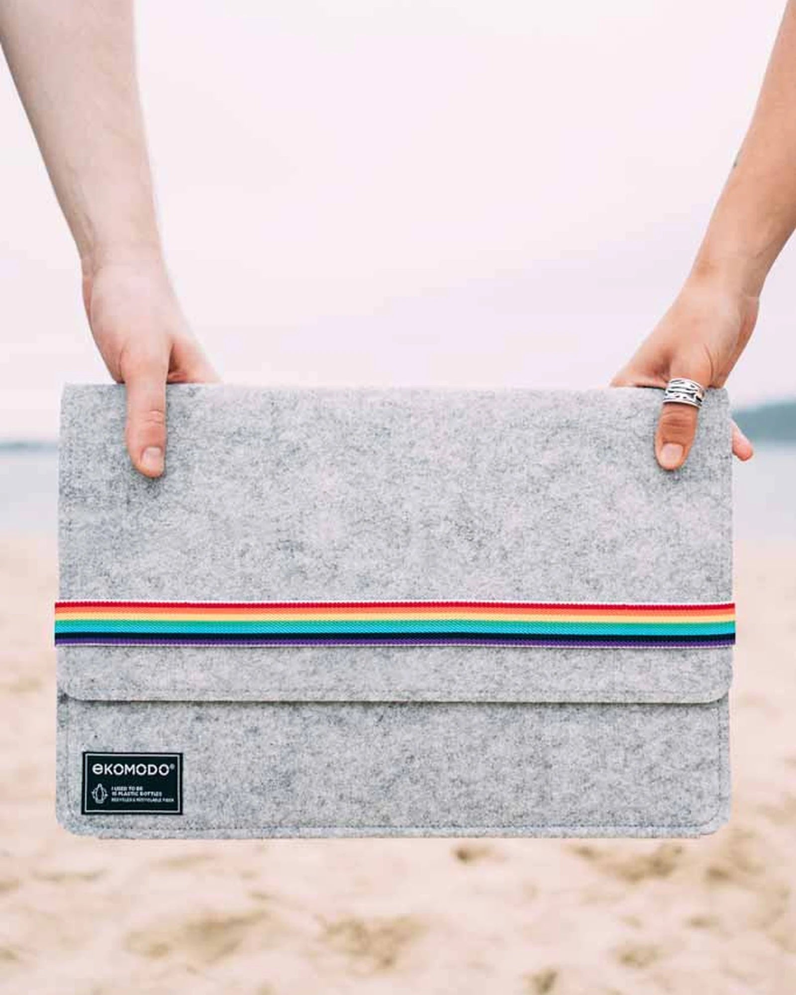 Housse ordinateur recyclée Ekomodo Hazi 13" à personnaliser