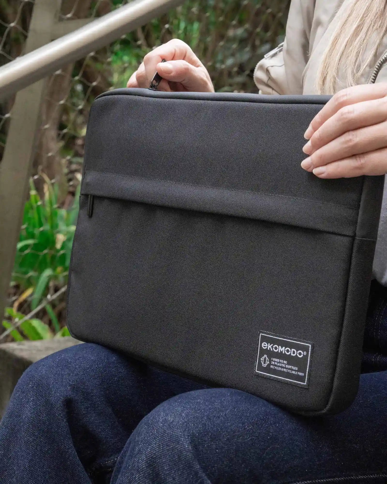 Housse ordinateur polyester recyclé Ekomodo 13" à personnaliser - 4