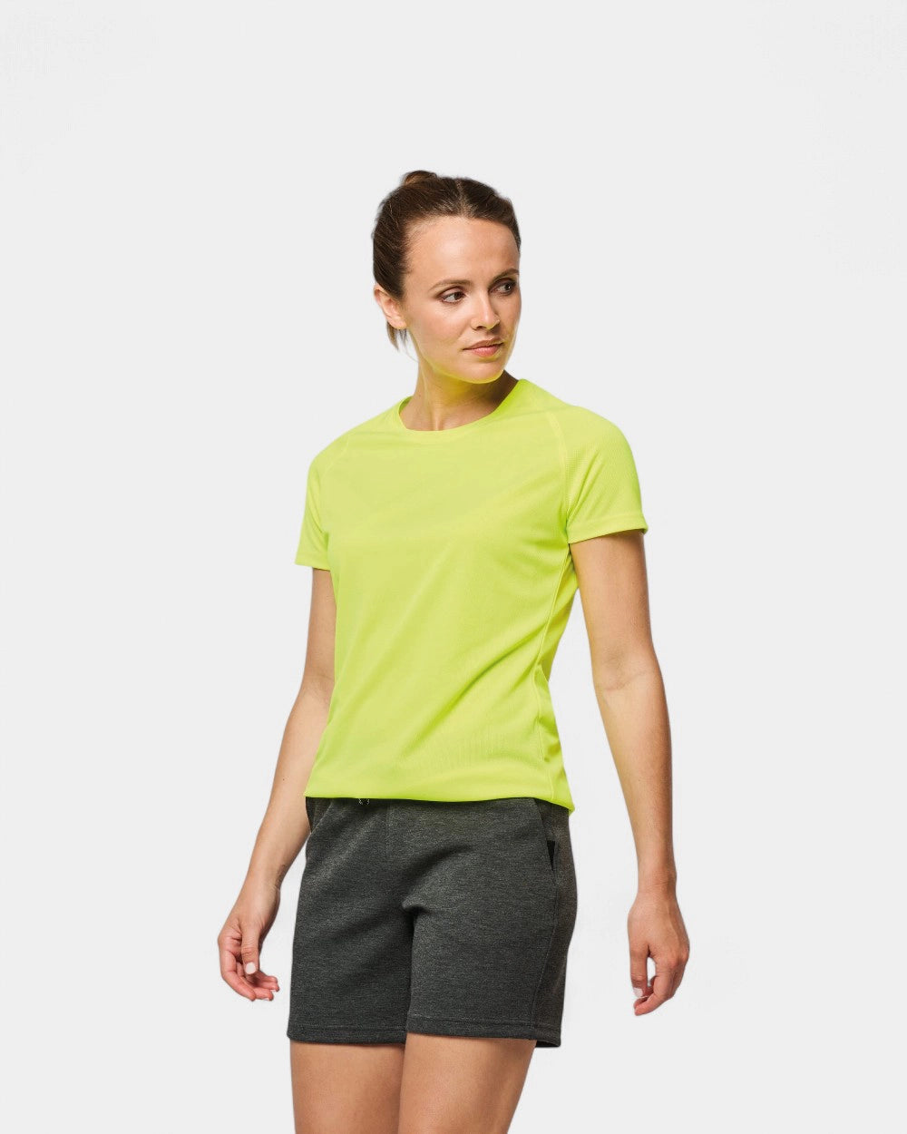 T-shirt de sport recyclé pour femme à personnaliser - 1