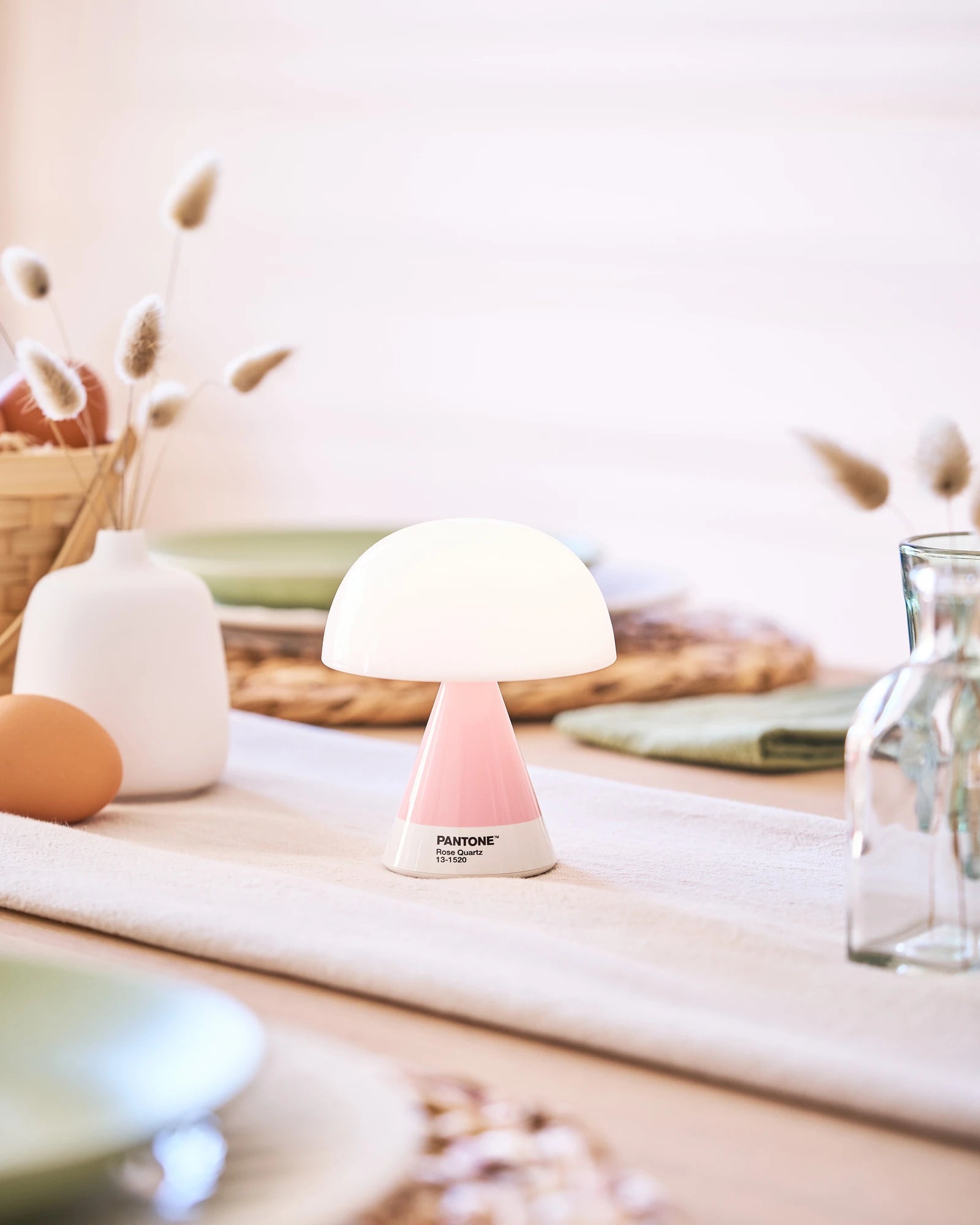 Lampe LED portable Lexon MIMOSA à personnaliser - 53