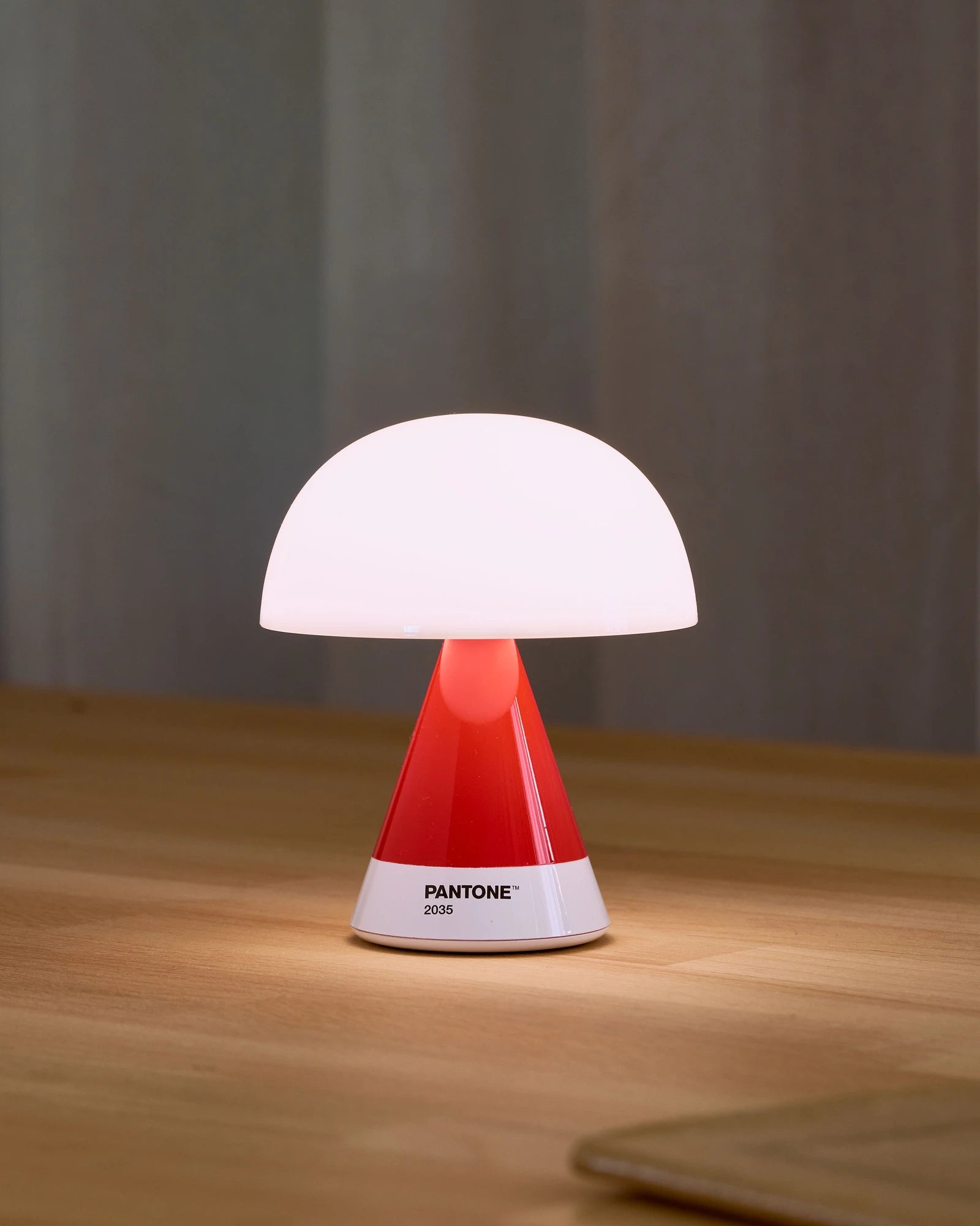 Lampe LED portable Lexon MIMOSA à personnaliser - 23