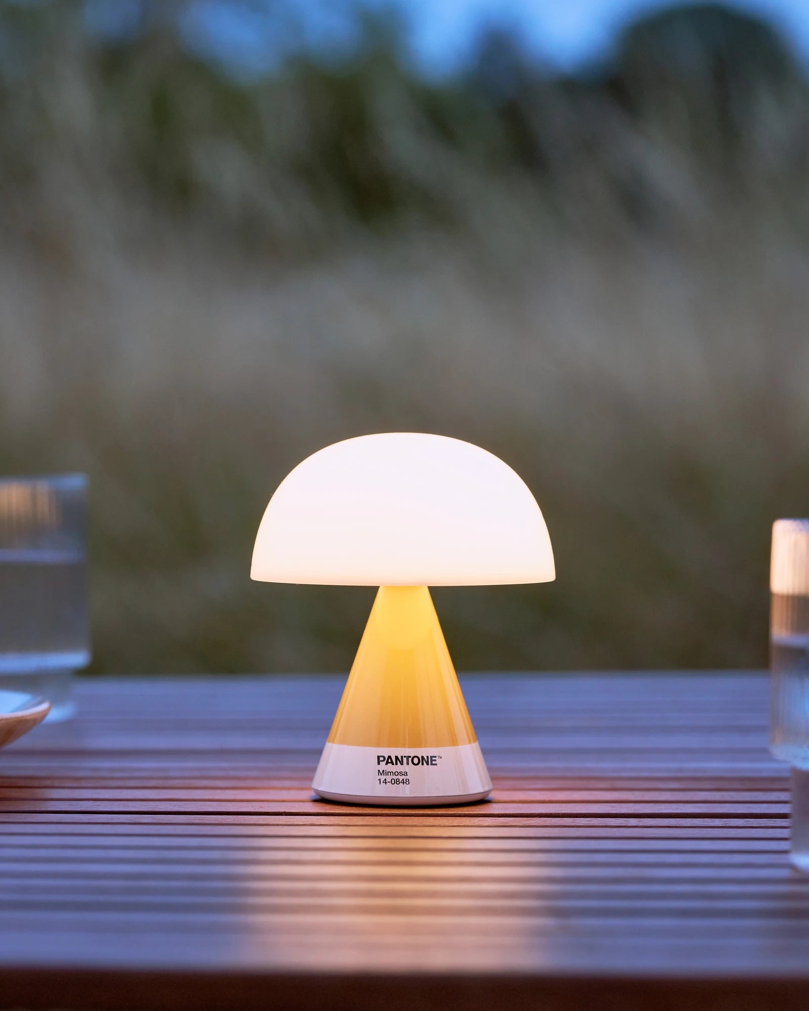 Lampe LED portable Lexon MIMOSA à personnaliser - 8