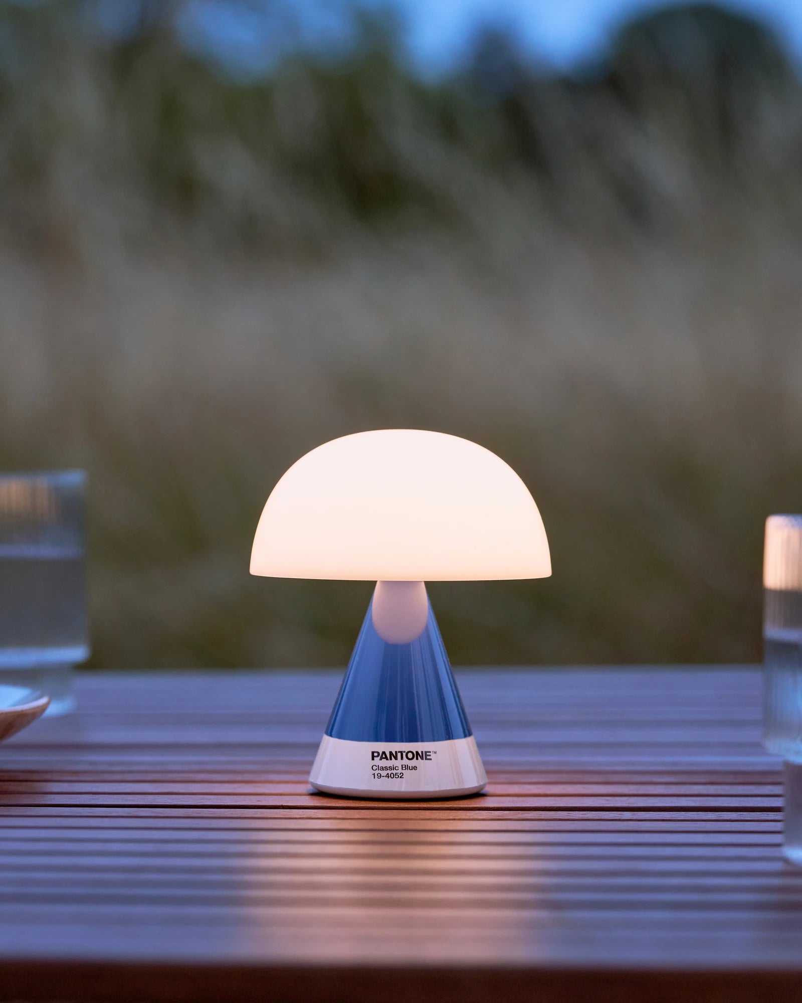 Lampe LED portable Lexon MIMOSA à personnaliser - 17