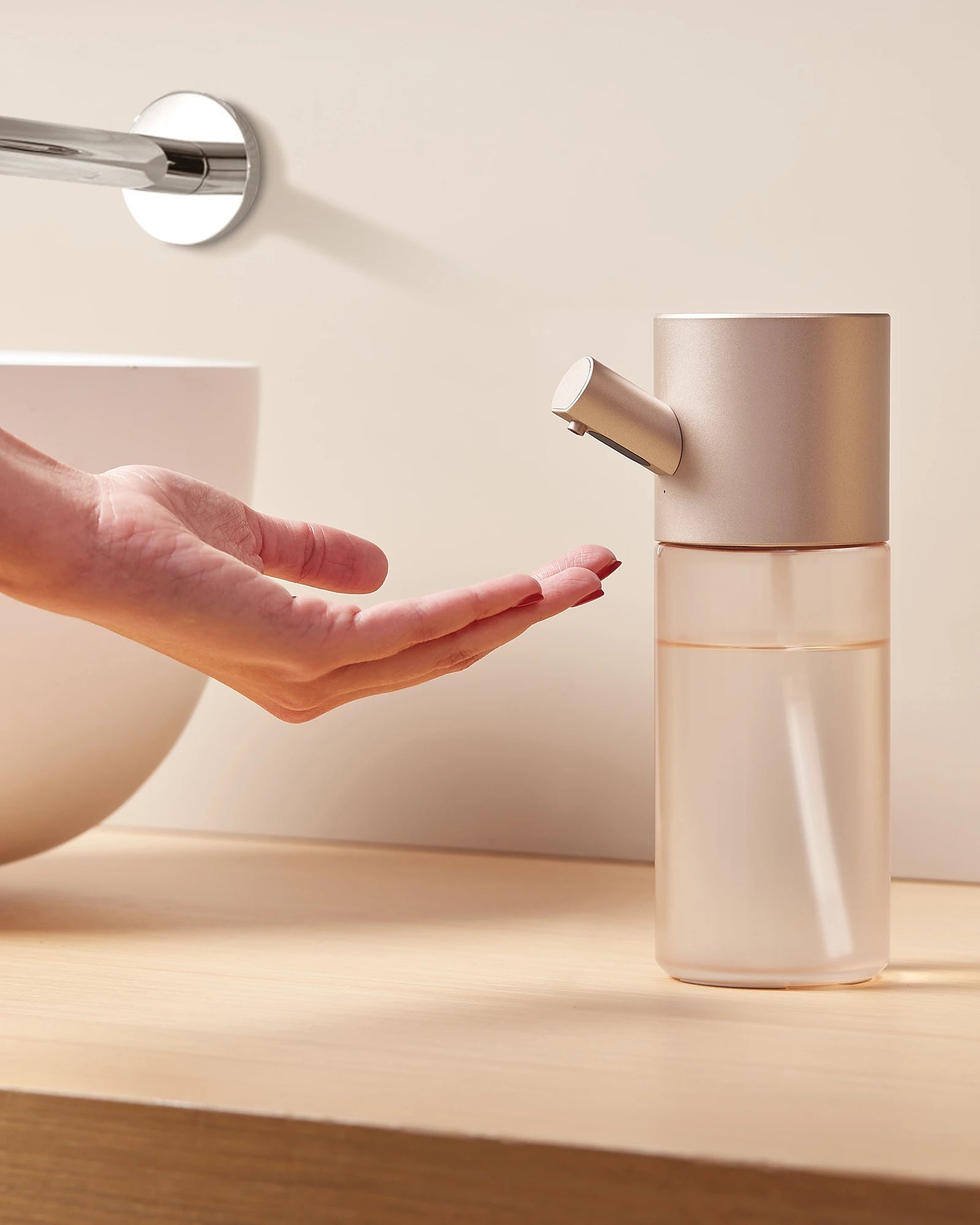 Distributeur automatique aluminium Lexon Horizon à personnaliser - 10