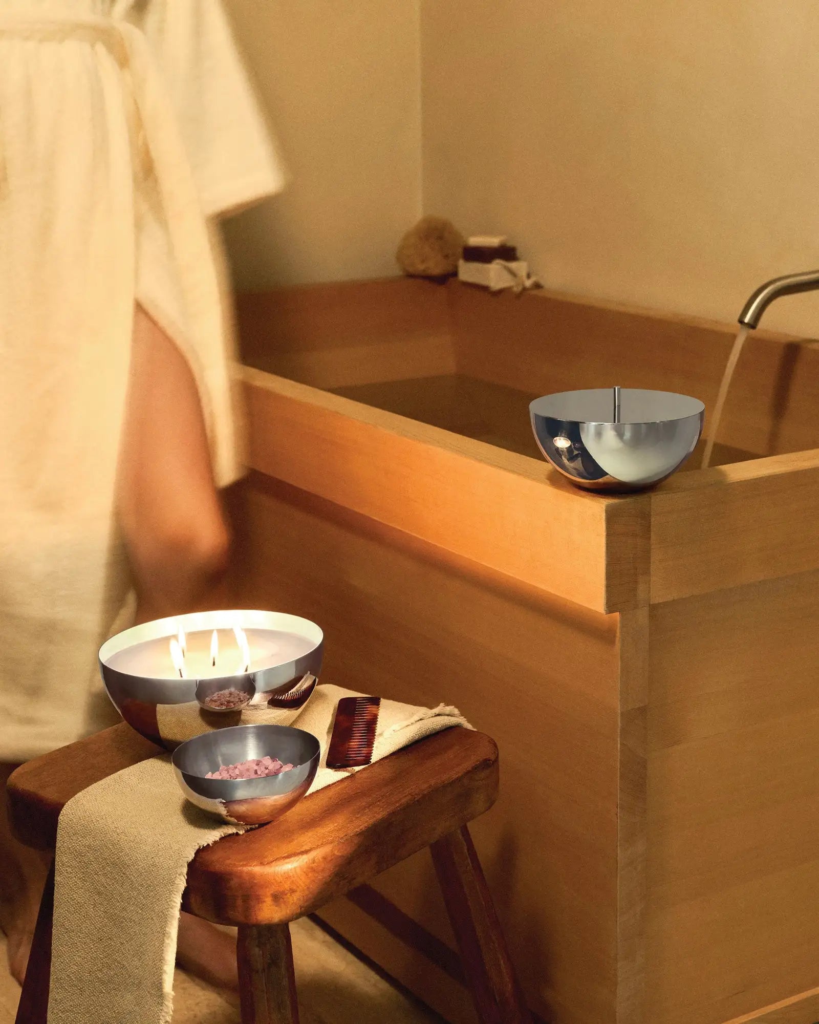 Récipient décoratif acier inoxydable Alessi Rocc à personnaliser