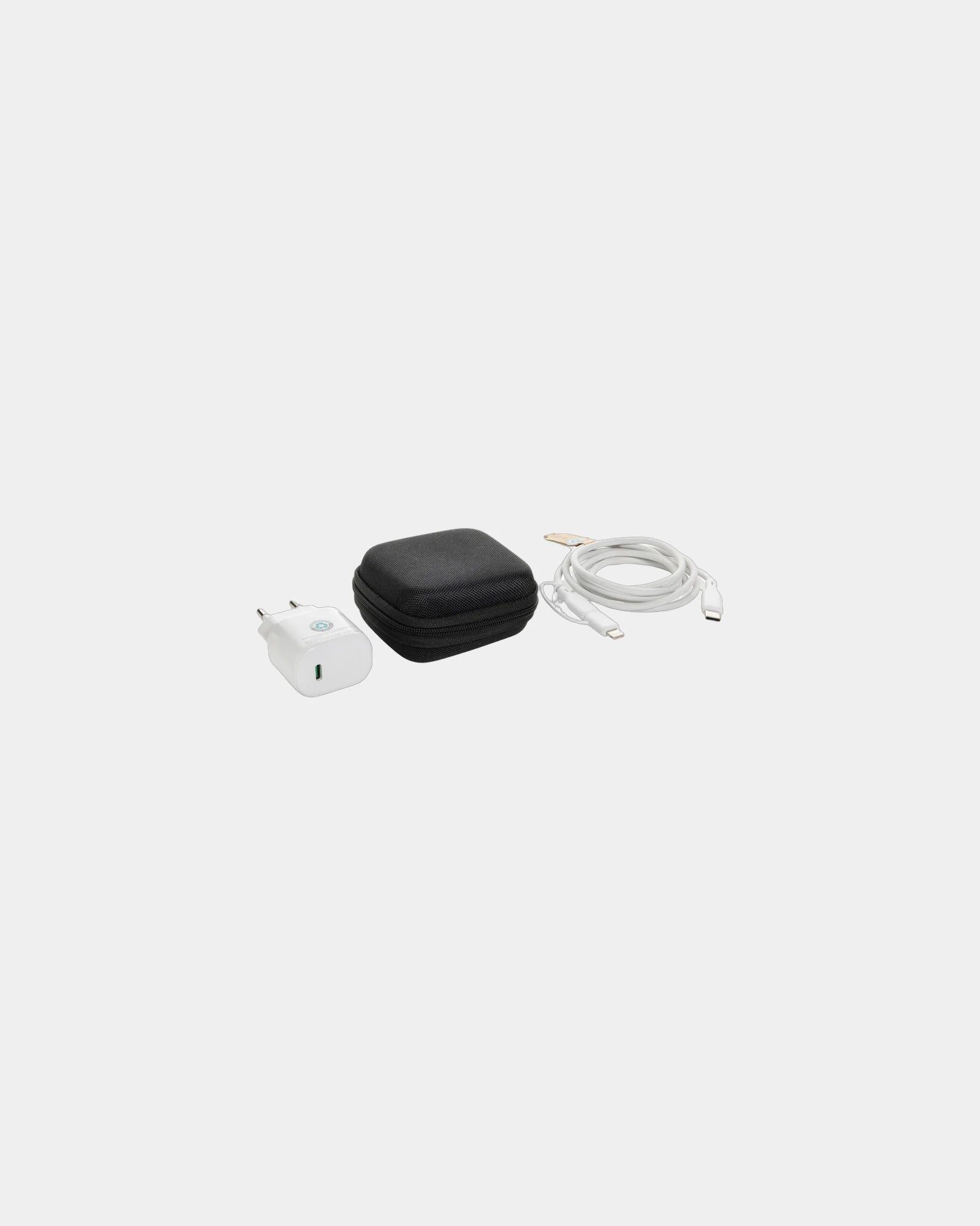 Set câble et chargeur 20W en PET recyclé à personnaliser - Noir