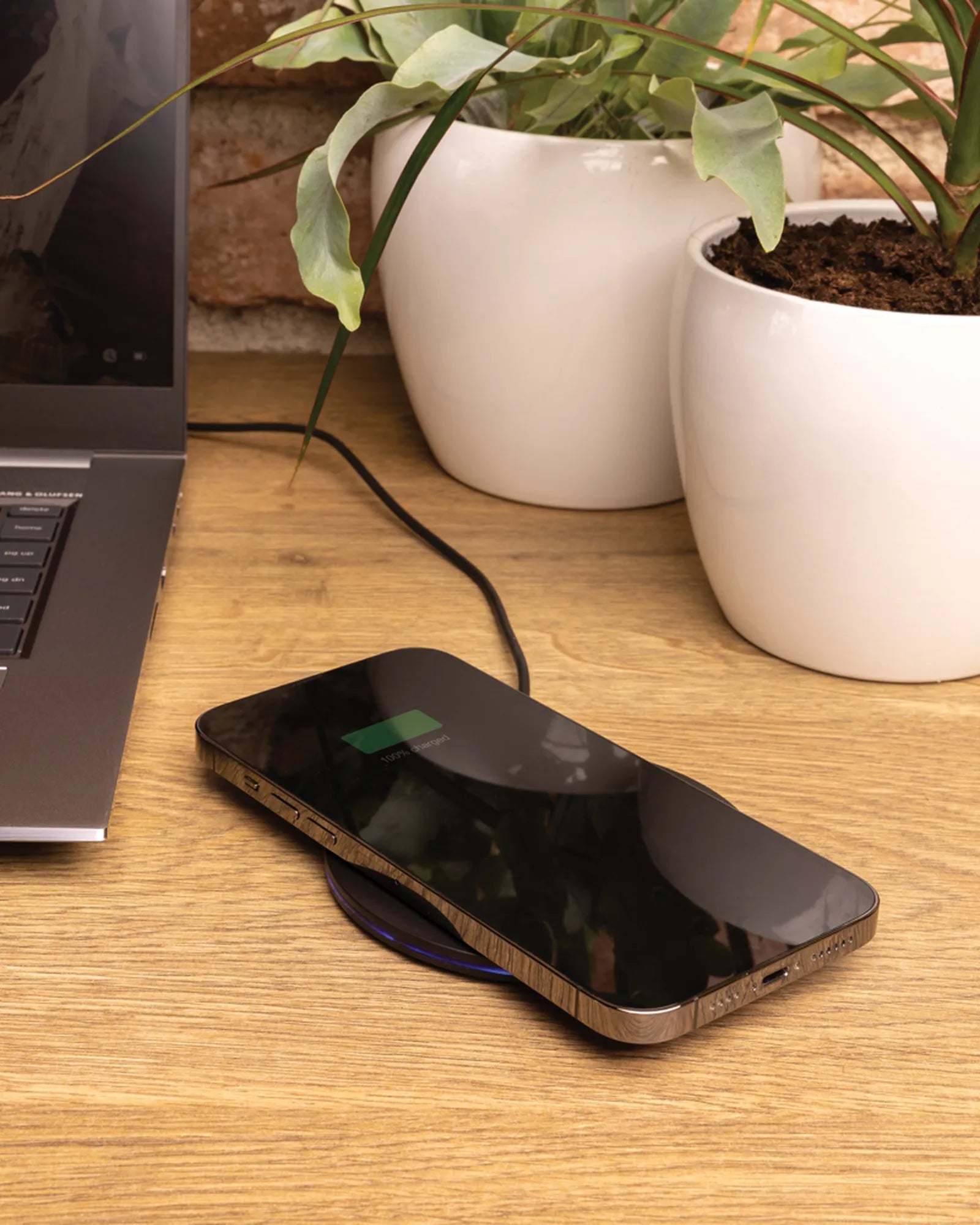 Chargeur rapide sans fil 15W en plastique recyclé à personnaliser - 2