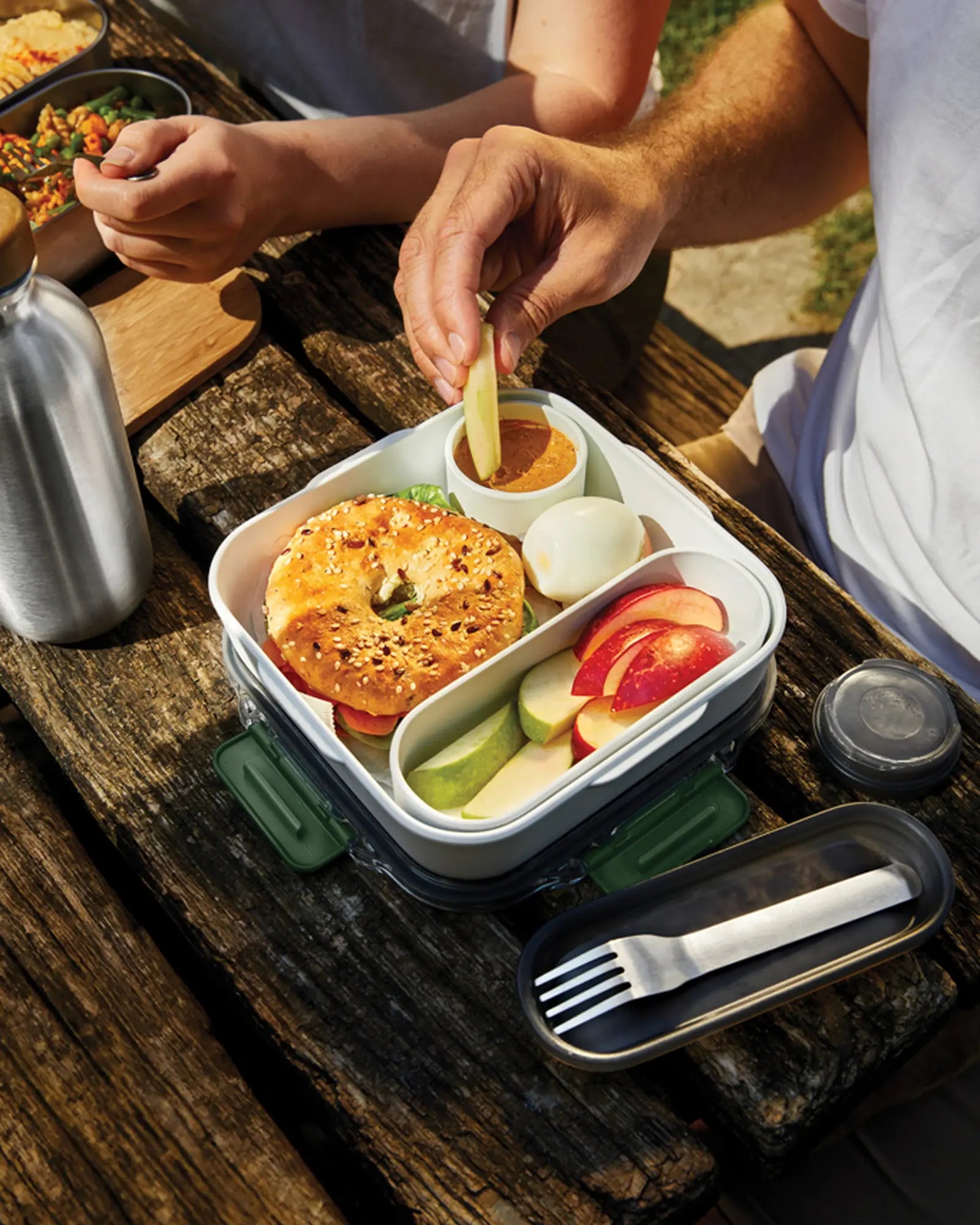 Boîte à lunch éco Black + Blum Original 1L à personnaliser - 6