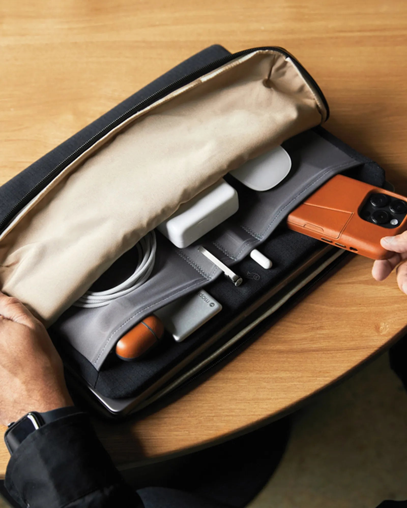 Sacoche ordinateur rPET Bellroy Caddy 16" à personnaliser - 9