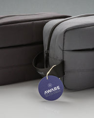 Trousse de toilette rPET AWARE™ à personnaliser - 9