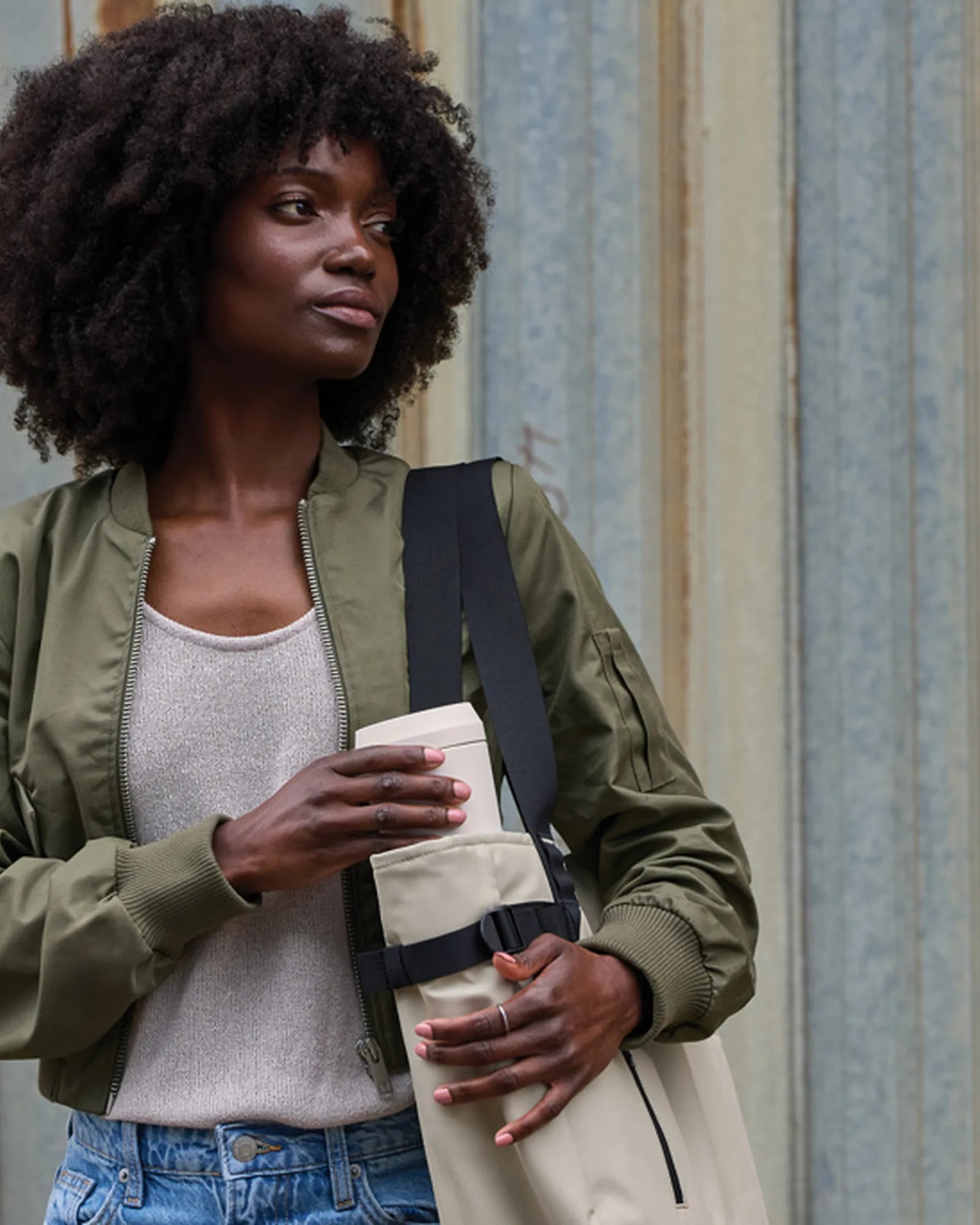 Mug 354 ml avec couvercle 360 en acier recyclé à personnaliser - 21