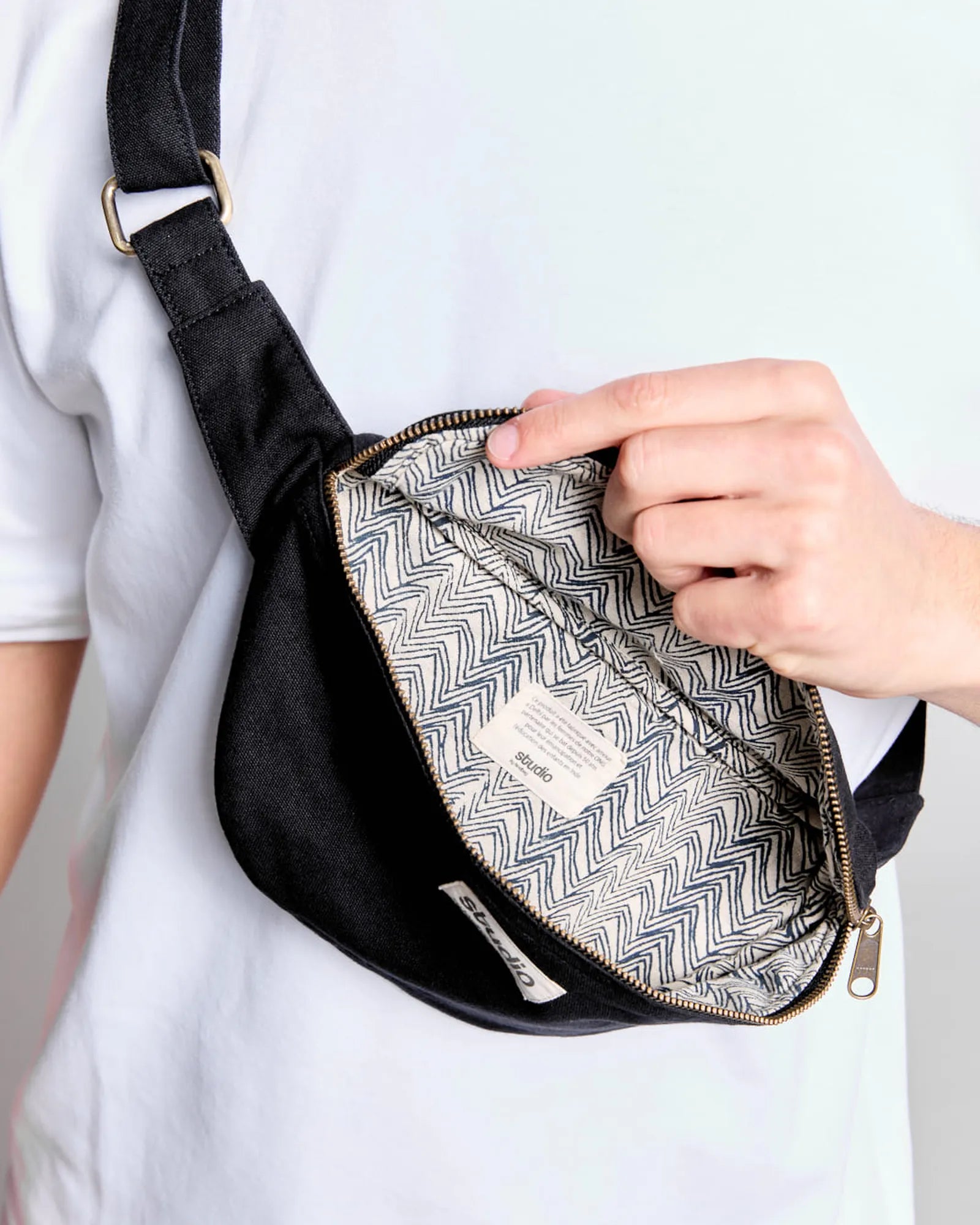Sac banane coton bio Hindbag Valentine à personnaliser - 3