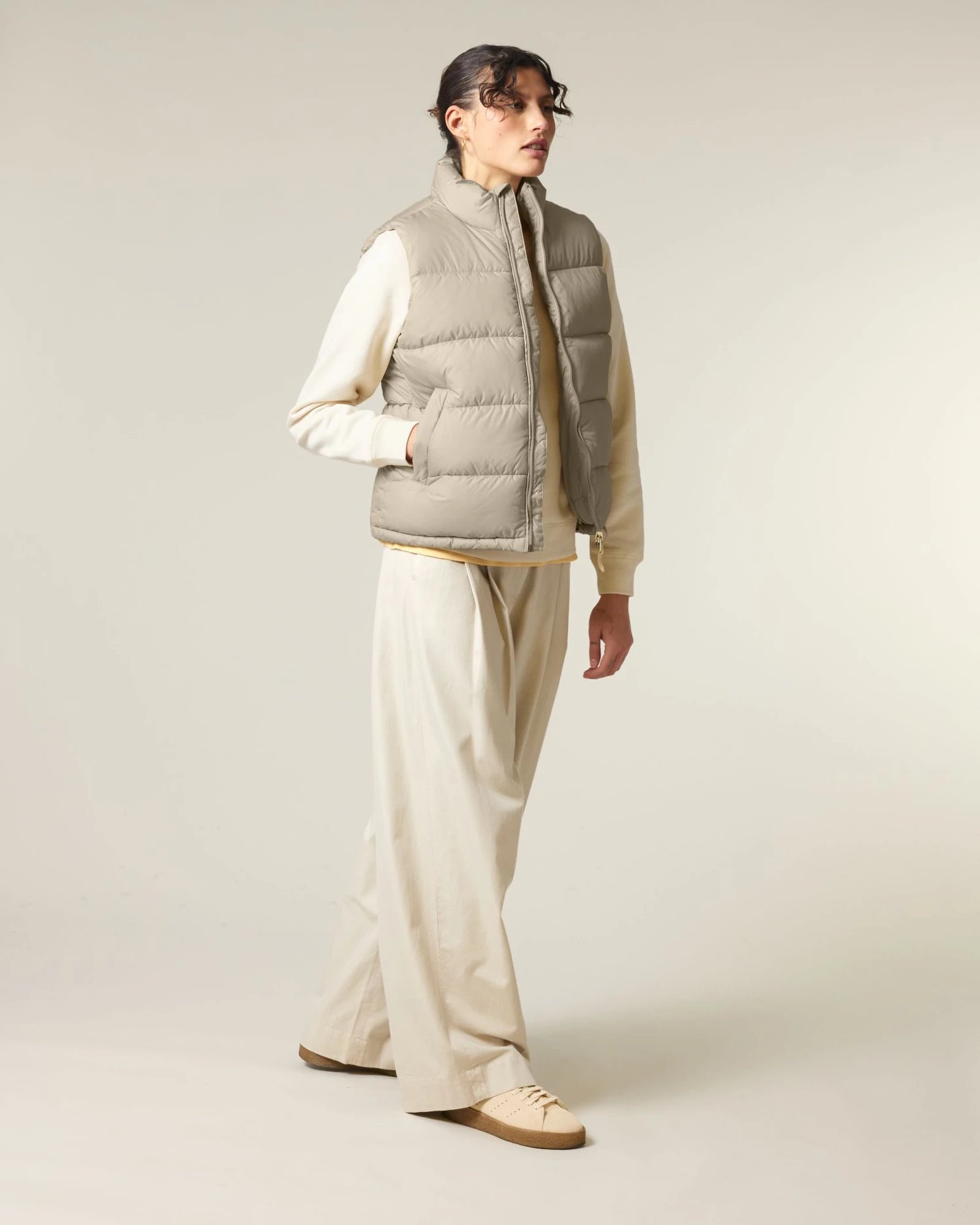 Gilet matelassé unisexe en polyester recyclé à personnaliser - Desert Dust