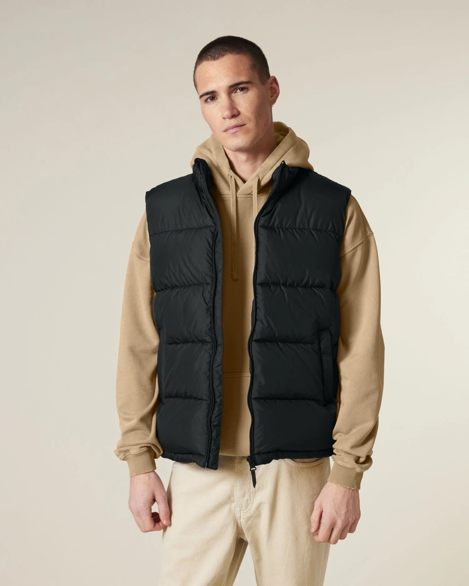 Gilet matelassé unisexe en polyester recyclé à personnaliser - Black