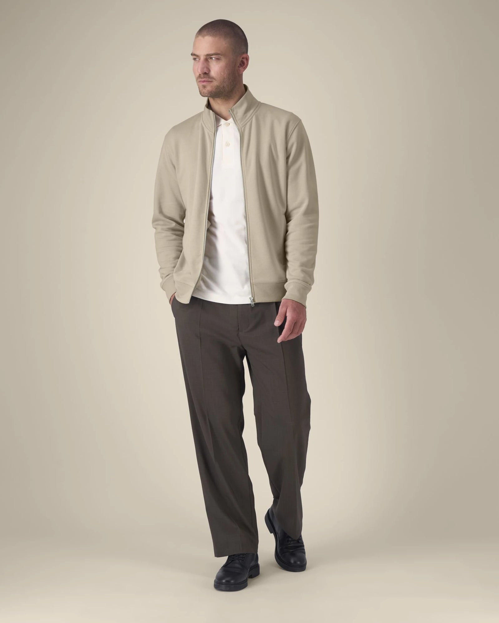 Sweat zippé coton bio Stanley/Stella Trailer 2.0 à personnaliser - Desert Dust