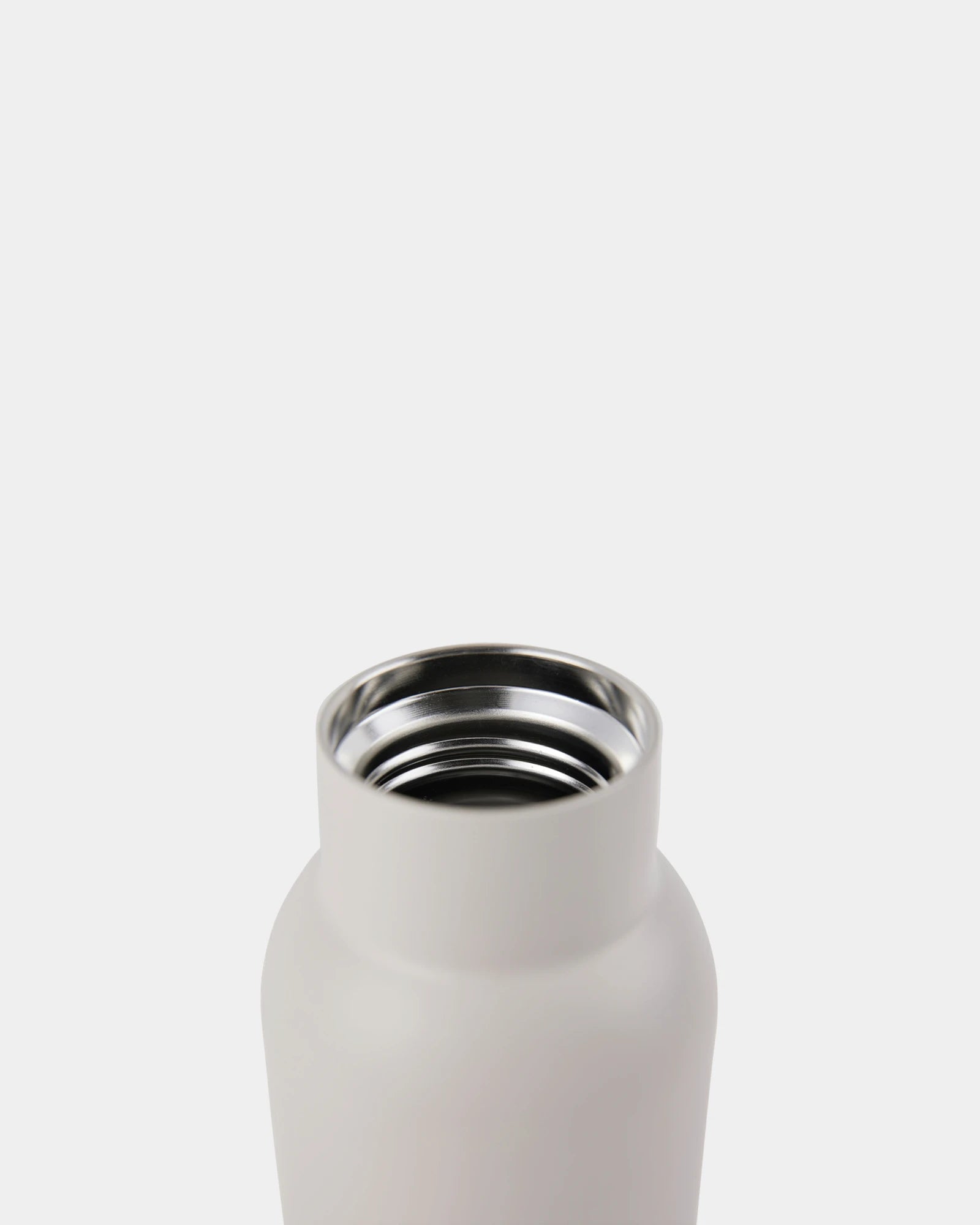 Bouteille isotherme acier recyclé Vinga Ciro 580 ml à personnaliser - 32