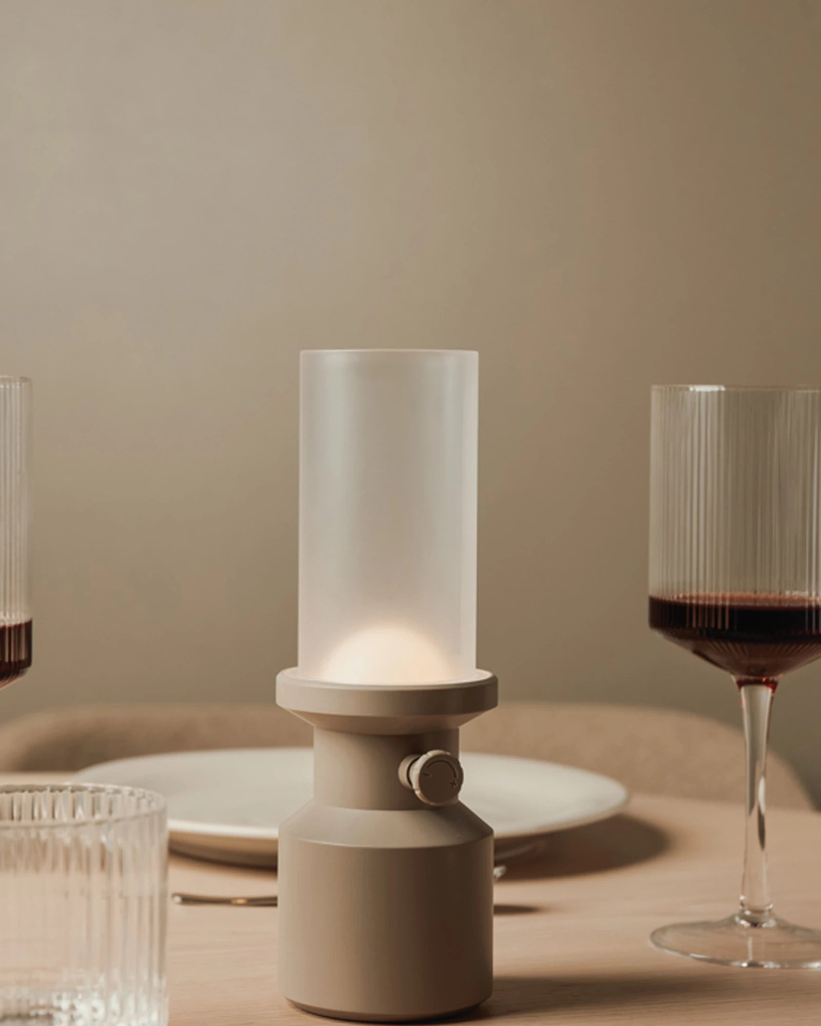 Lampe de table ABS recyclé Vinga Niori à personnaliser - 13
