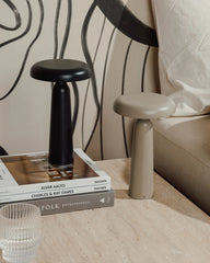 Lampe de table métal ABS recyclé Vinga Avery à personnaliser - 16