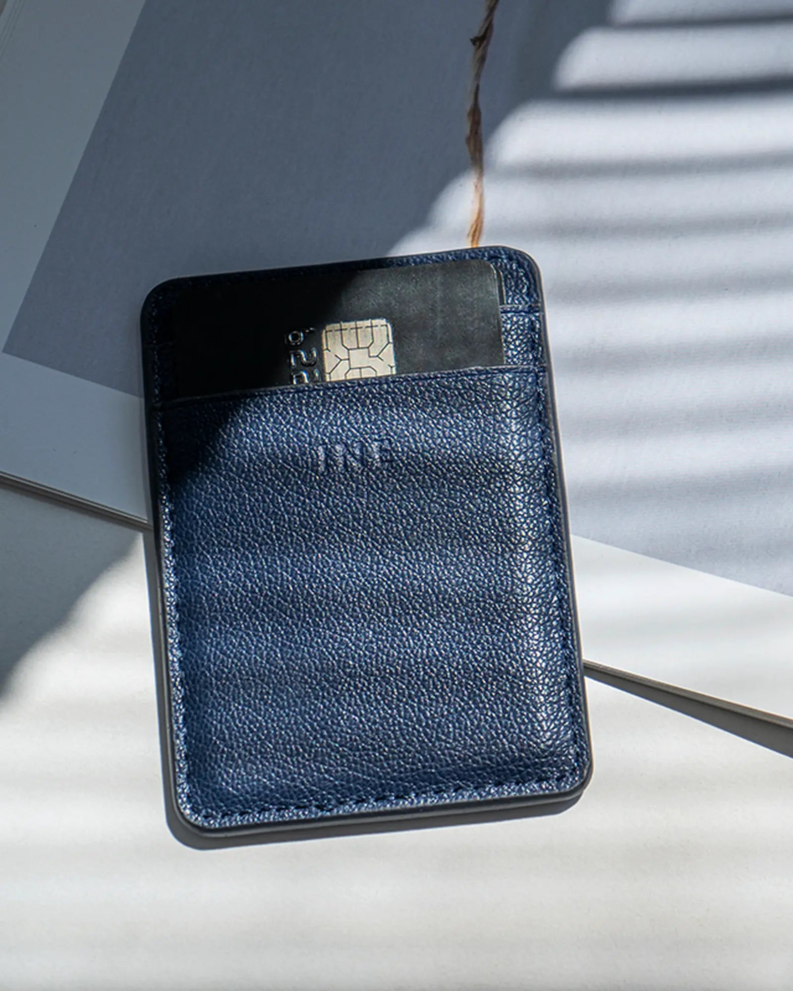 Porte-cartes éco cuir recyclé INE Mini Wallet à personnaliser - 3