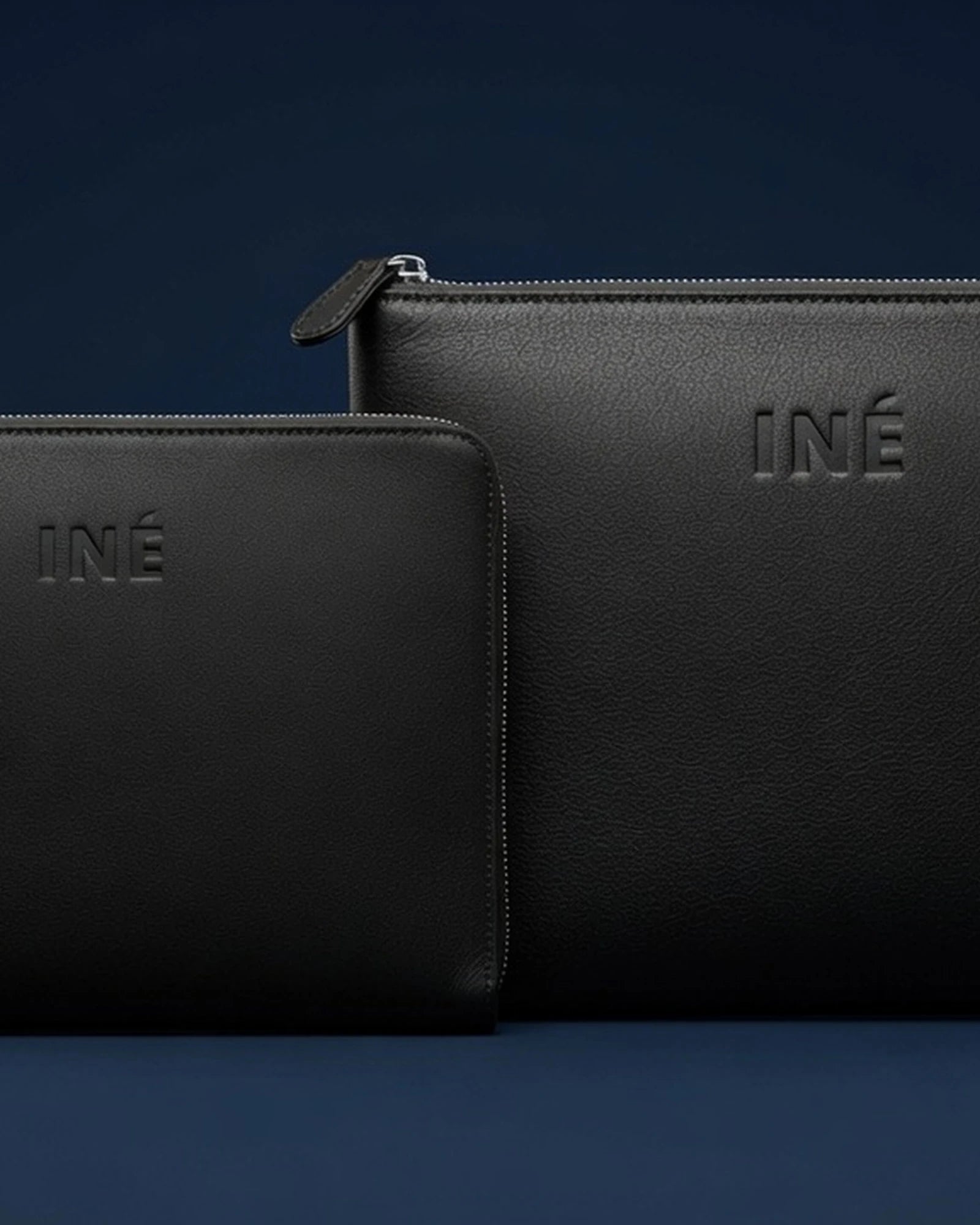 Pochette cuir recyclé INE 10/11" à personnaliser - 18