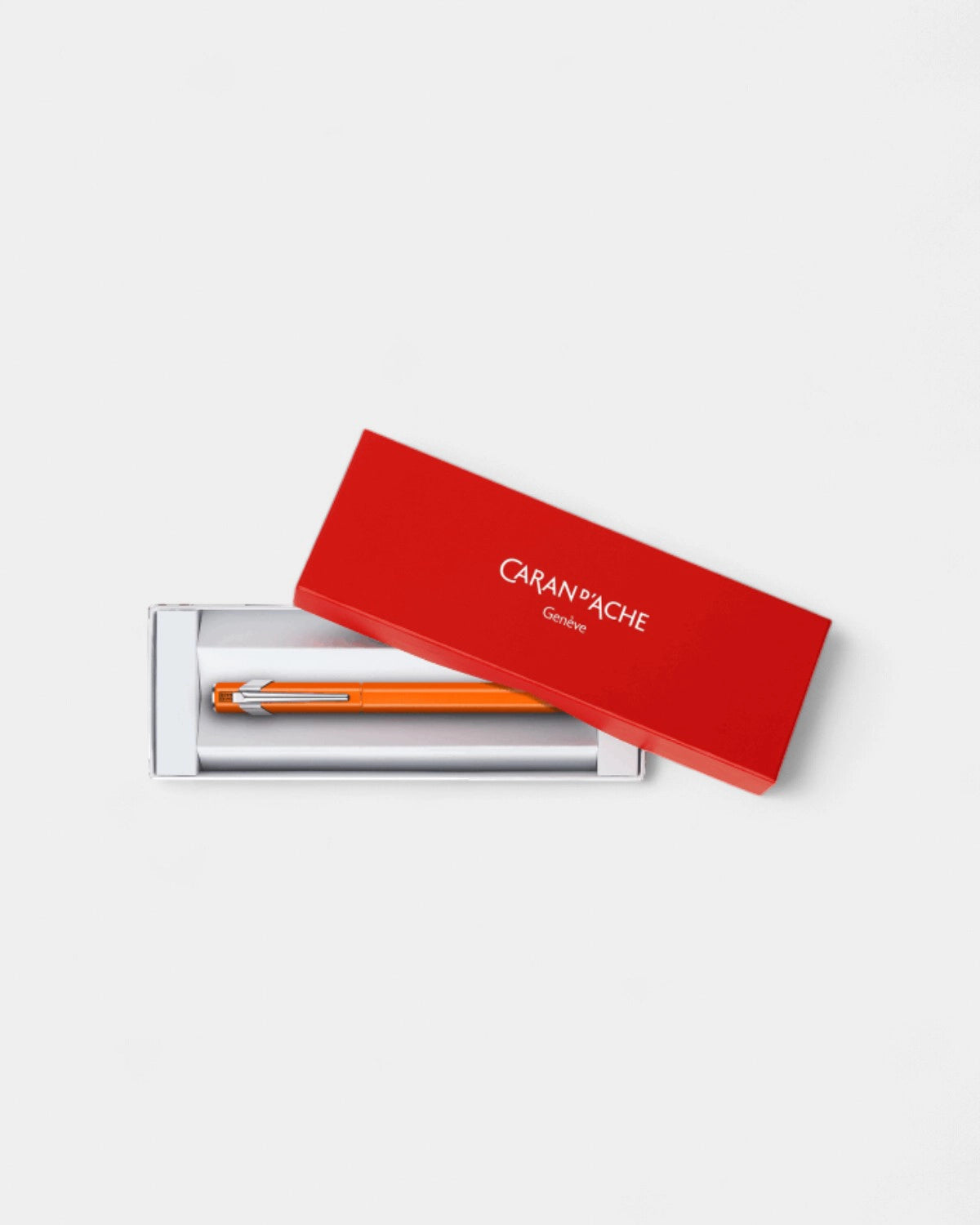 Stylo bille Caran d'Ache Plume à personnaliser - 23