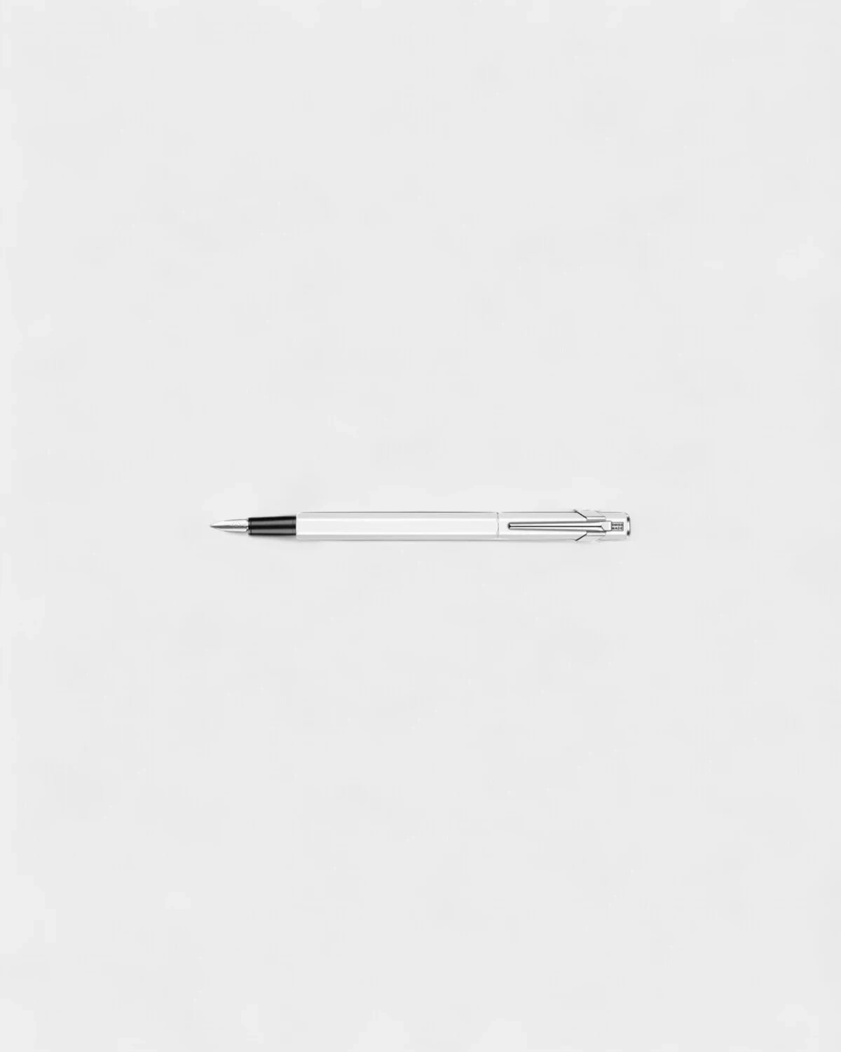 stylo-bille-caran-dache-plume-a-personnaliser6